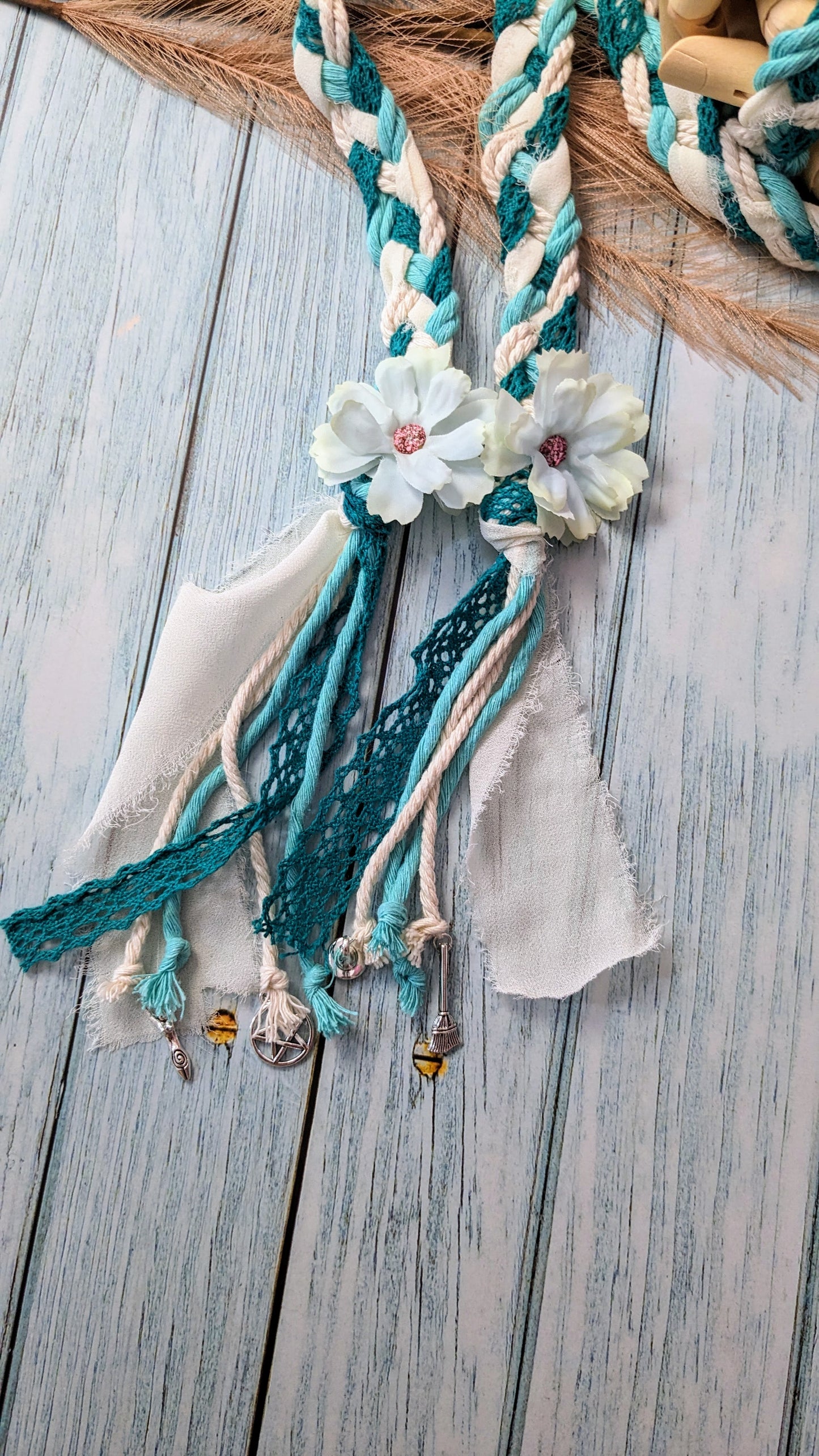 Handfasting lint Blauw met crème 1