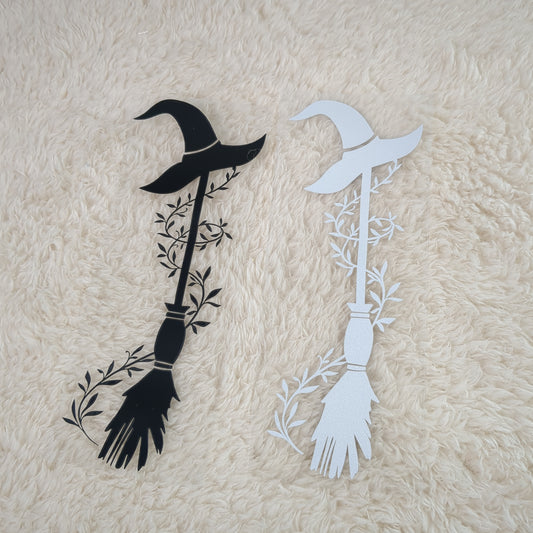 Auto sticker heksenbezem met hoed